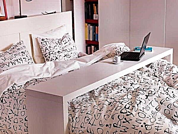 Bed tables