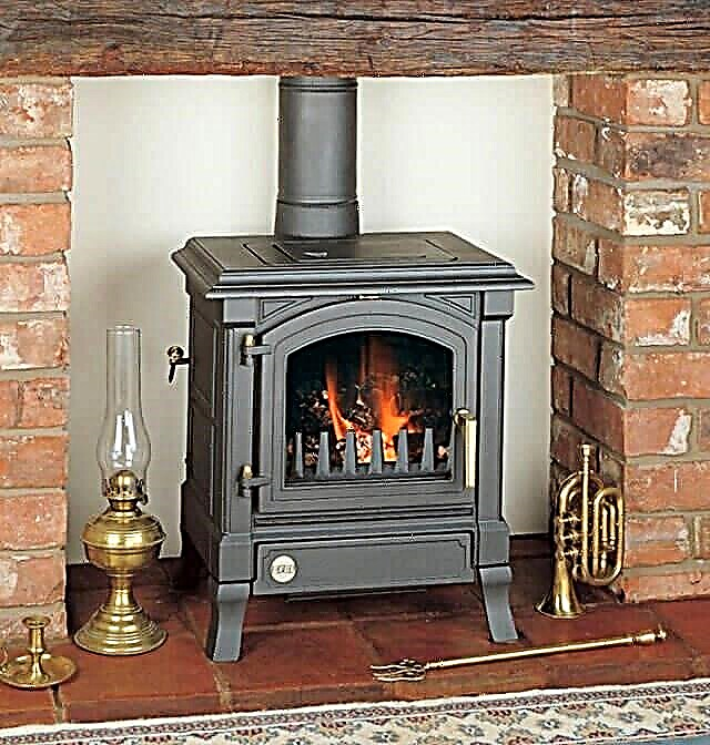 あなたの家の日曜大工のために金属製の暖炉を設置する方法
