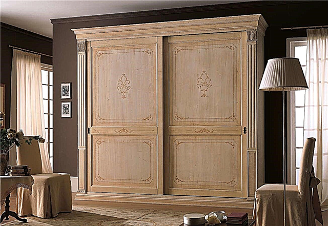 Provence-style wardrobe: French charm in the interior