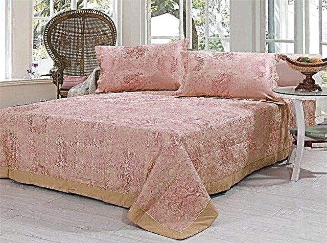 Jacquard bed cover