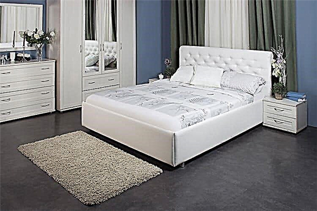 A bed without a headboard: is it convenient, options for use in the interior